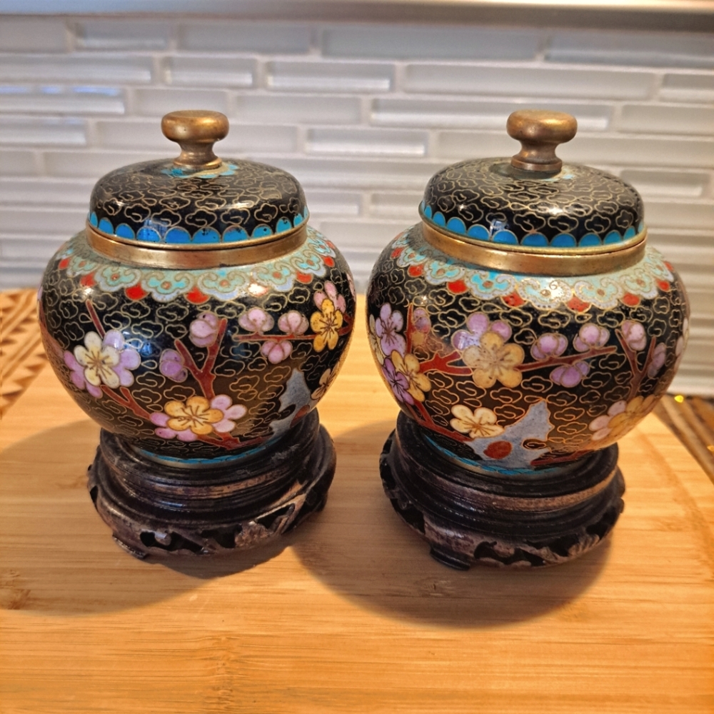 2 Chinese MINI Ginger Jars, Florals, Enamelware Lidded & Wood Base
